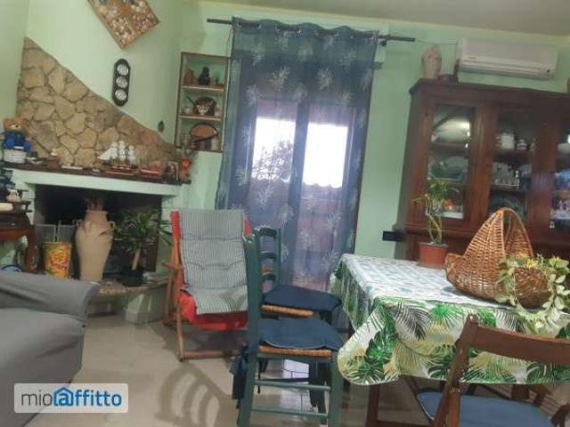 Appartamento in affitto a La Maddalena, Capoterra