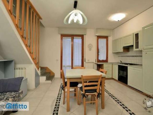 Appartamento in affitto a Ronchi, Massa