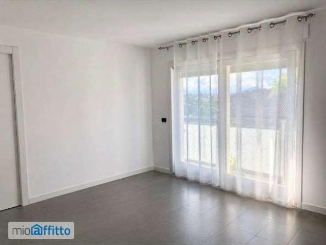 Appartamento in affitto a Cantù, Lombardia