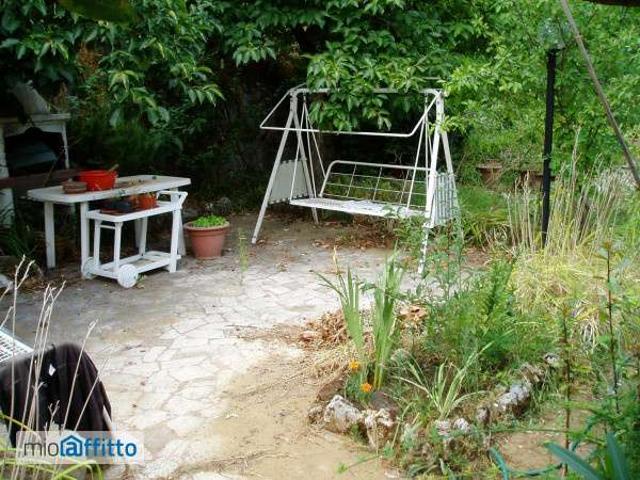 Appartamento in affitto a Camollia, Siena