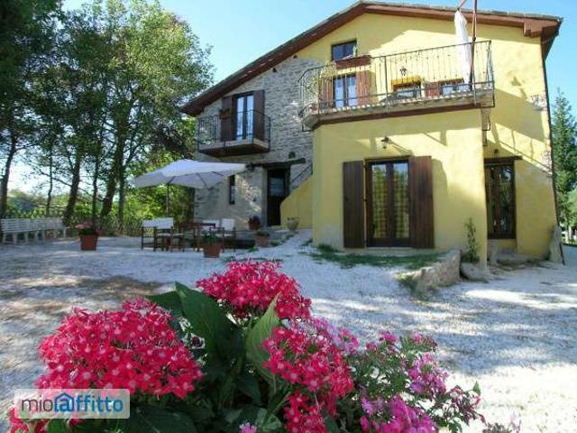Appartamento in affitto a Serralta Vecchia, Marche
