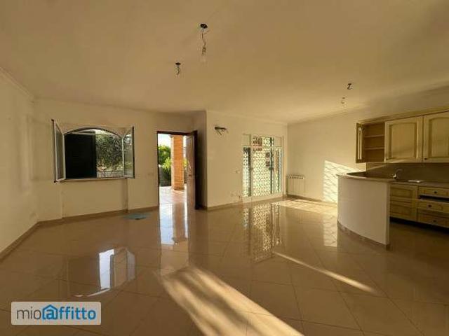 Appartamento in affitto a Castel di Decima, Roma