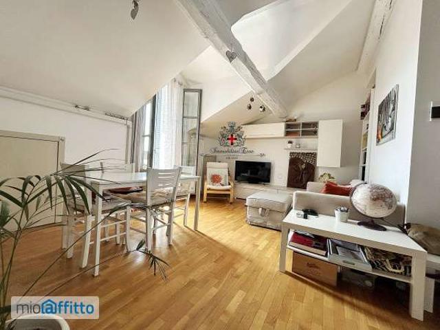 Appartamento in affitto a Municipio 4, Milano