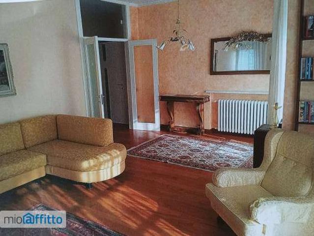 Villa Indipendente in affitto a Villafranca Di Verona, Veneto