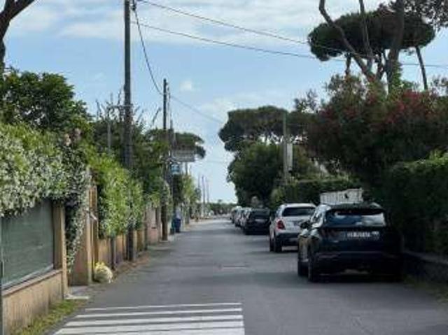 Appartamento in affitto a Vittoria Apuana, Forte Dei Marmi
