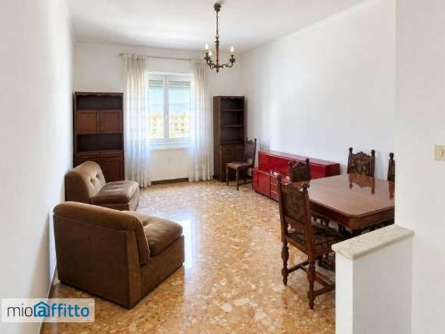Appartamento in affitto a Centro Ovest, Serra Riccò