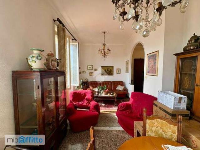 Appartamento in affitto a Medio Ponente, Serra Riccò