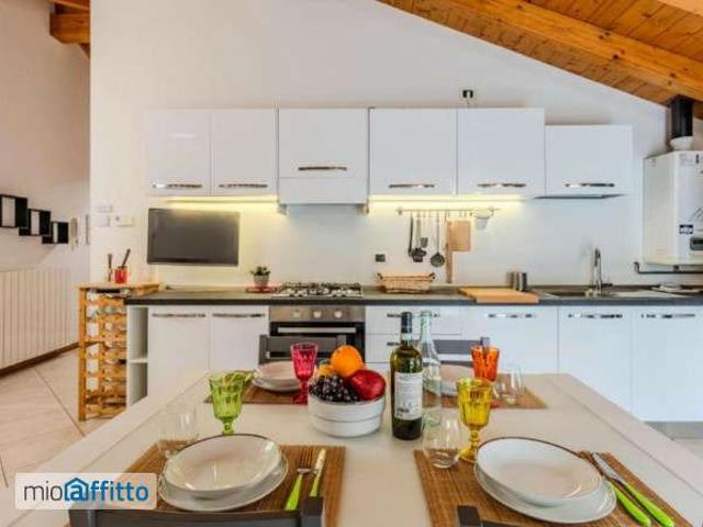 Appartamento in affitto a Dongo, Lombardia