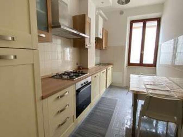 Appartamento in affitto a Centro storico, Marche