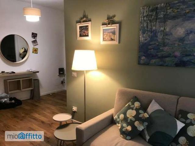 Villa Indipendente in affitto a Municipio 8 di Milano, Milano