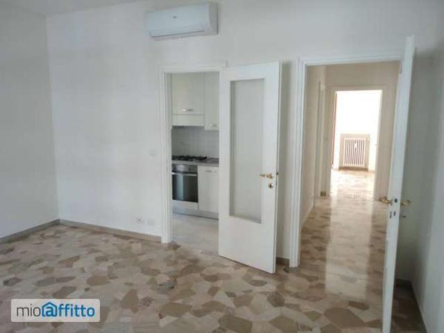 Appartamento in affitto a Municipio 8 di Milano, Milano