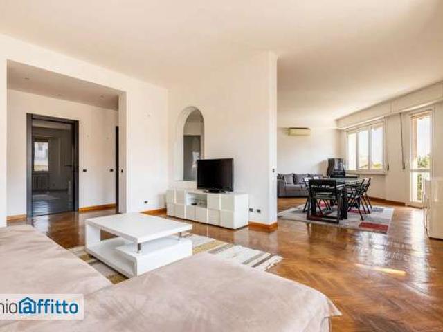Appartamento in affitto a Municipio 8 di Milano, Milano