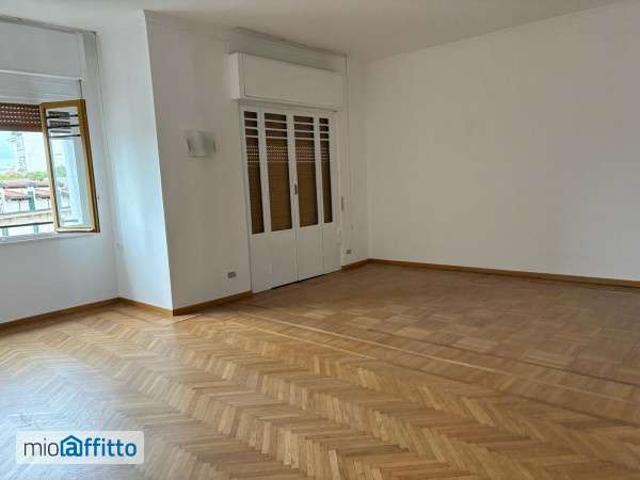 Appartamento in affitto a Municipio 8 di Milano, Milano