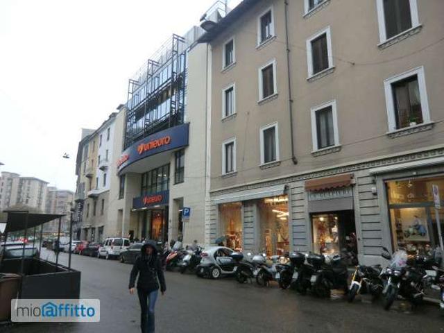 Appartamento in affitto a Municipio 7, Milano