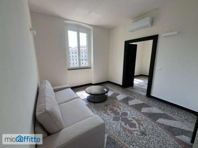 Appartamento in affitto a Medio Levante, Serra Riccò