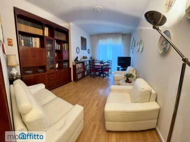 Appartamento in affitto a Municipio 4, Milano
