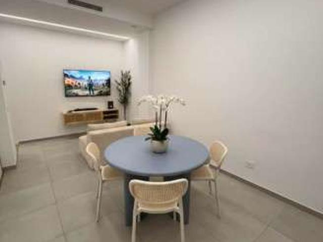 Appartamento in affitto a Municipio 9, Milano