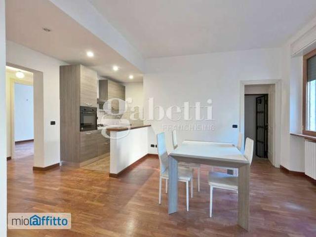 Appartamento in affitto a Municipio 2, Milano