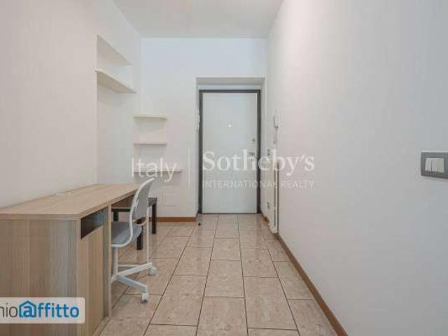 Appartamento in affitto a Municipio 9, Milano