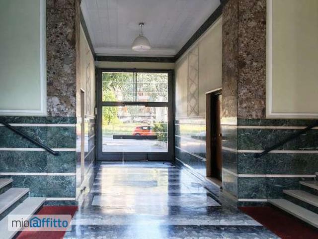 Appartamento in affitto a Municipio 9, Milano
