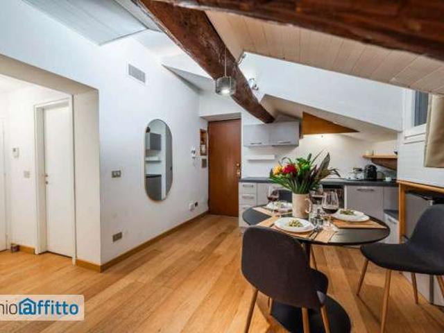 Appartamento in affitto a Municipio 9, Milano