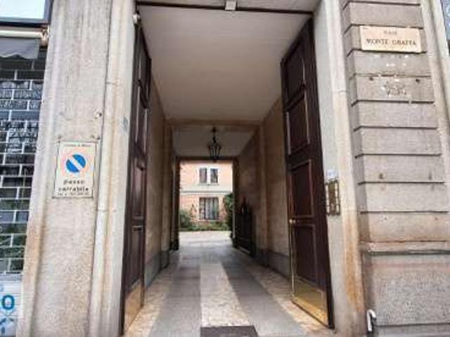 Appartamento in affitto a Municipio 1, Milano