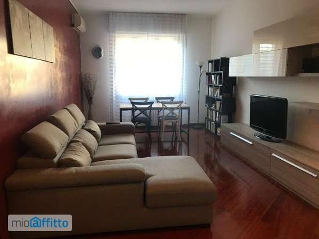 Appartamento in affitto a Municipio 9, Milano