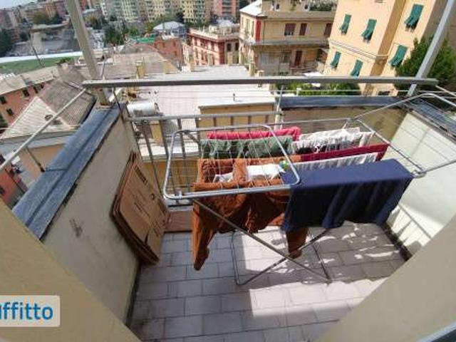 Appartamento in affitto a Medio Levante, Serra Riccò