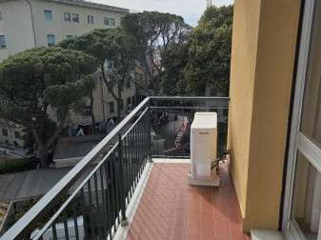 Appartamento in affitto a Levante, Serra Riccò