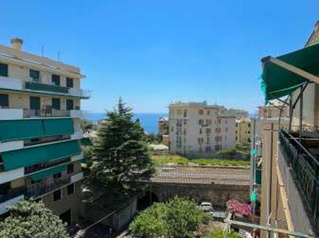 Appartamento in affitto a Levante, Serra Riccò