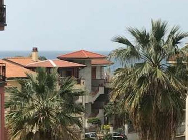Appartamento in affitto a Piraino, Sicilia