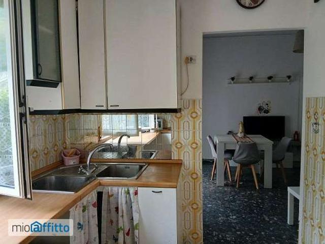 Appartamento in affitto a Centro Est, Serra Riccò