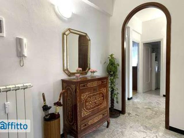 Appartamento in affitto a Centro Est, Serra Riccò