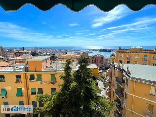 Appartamento in affitto a Centro Est, Serra Riccò