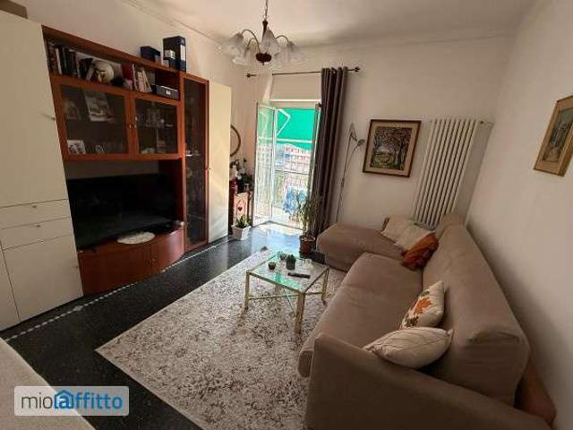 Appartamento in affitto a Centro Est, Serra Riccò