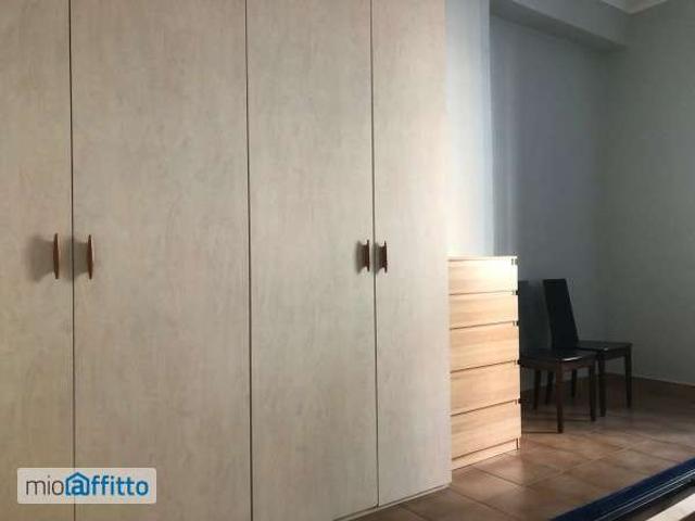 Appartamento in affitto a Circoscrizione 8, Piemonte