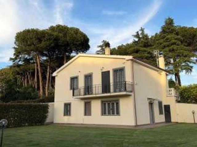 Appartamento in affitto a Due Santi, Roma Capitale
