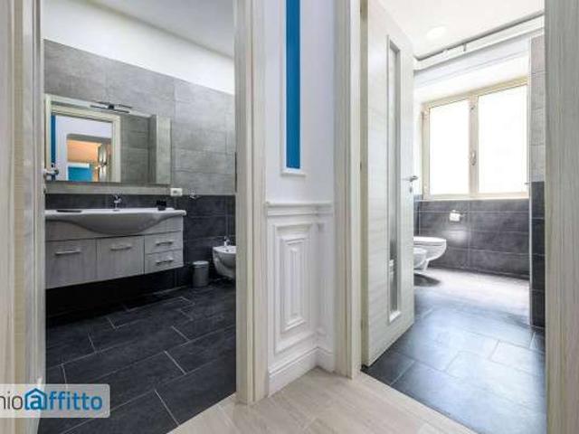 Appartamento in affitto a Municipalità 2, Campania