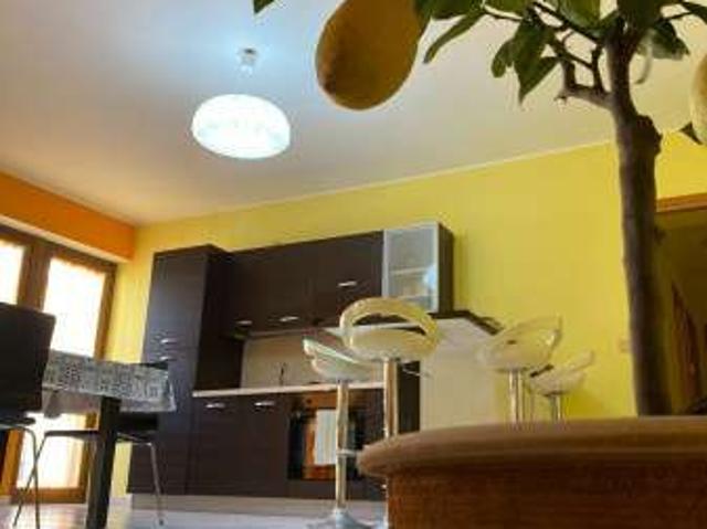 Appartamento in affitto a Sperone, Messina