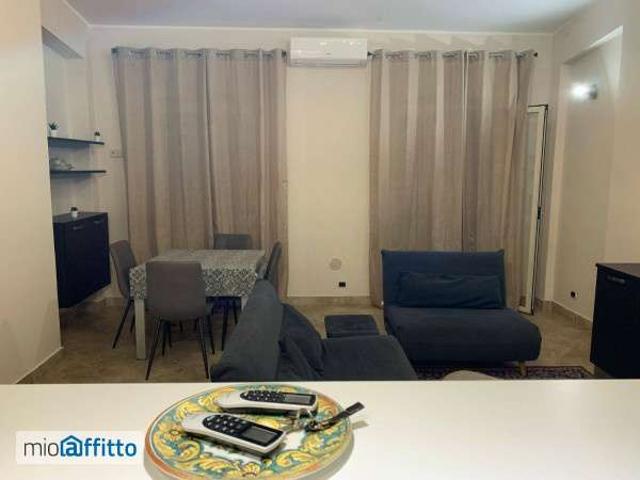 Appartamento in affitto a Sperone, Messina