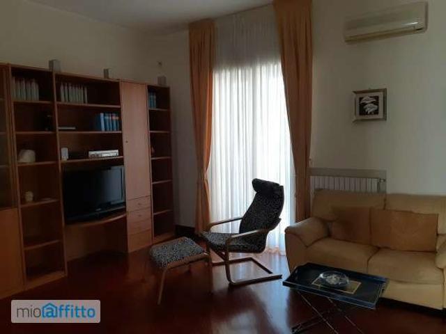Appartamento in affitto a Puglia, Bari
