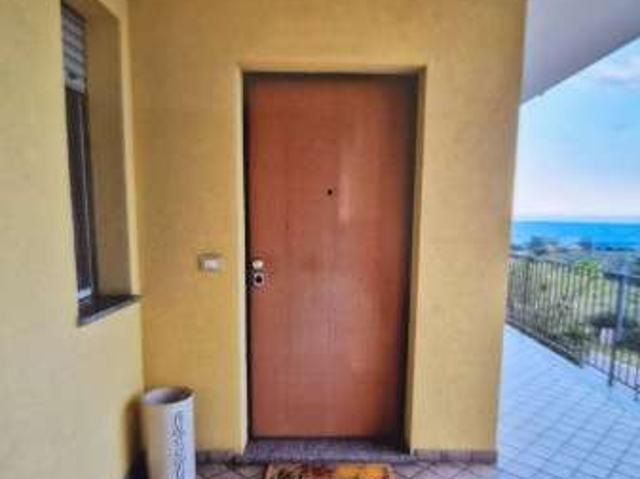 Appartamento in affitto a Mozzagrogna, Abruzzo