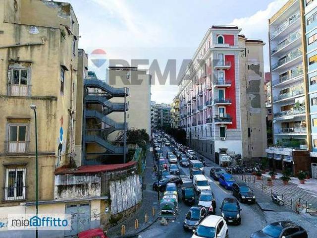 Appartamento in affitto a Municipalità 2, Campania