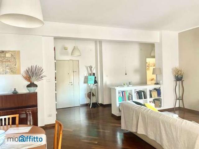 Appartamento in affitto a Municipalità 2, Campania