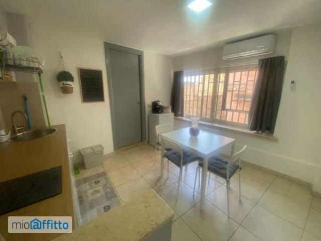 Appartamento in affitto a Municipalità 3, Campania