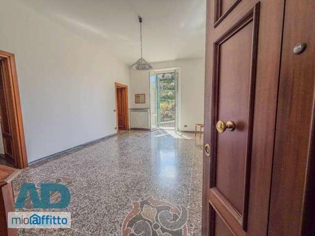 Appartamento in affitto a Levante, Serra Riccò