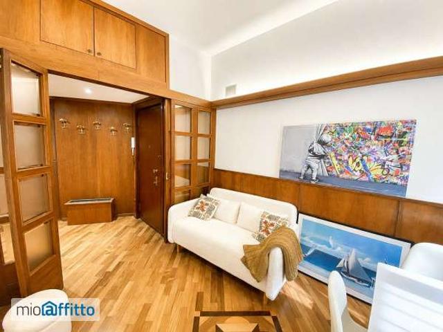 Appartamento in affitto a Municipio 6, Milano