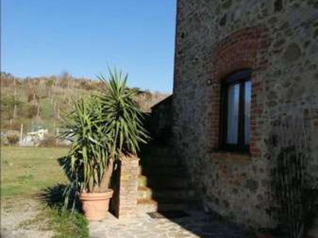 Appartamento in affitto a Panicale, Perugia