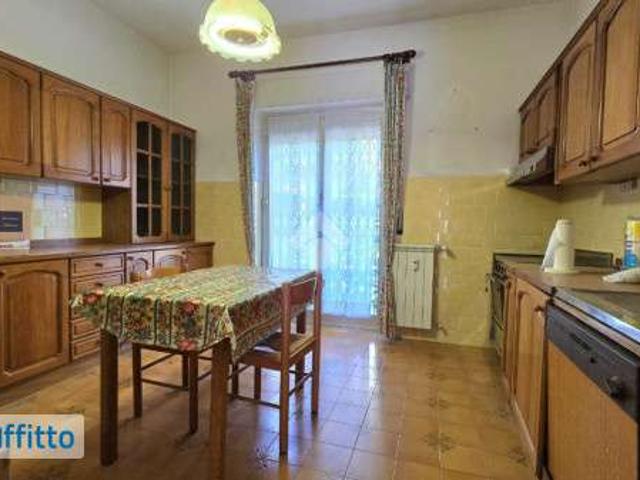 Appartamento in affitto a Ponente, Serra Riccò
