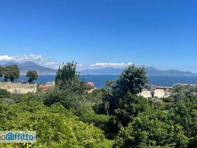 Appartamento in affitto a Municipalità 1, Campania